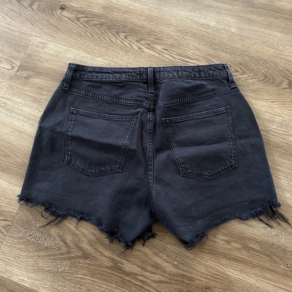 Universal Thread Woman’s Curvy Vintage Midi Shorts- NWOT - Picture 6 of 9